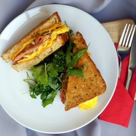 เมนูของร้าน Eureka! Family Cafe and Restaurant