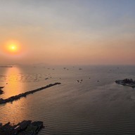 บรรยากาศ Atara Sky Bar & Bistro