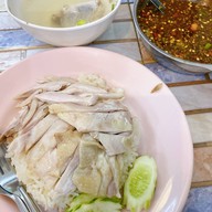 สายไหม ข้าวมันไก่ตอน ลาดปลาเค้า ซ.3