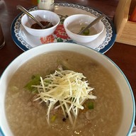 เมนูของร้าน แหลมทรายรีสอร์ท