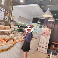 บรรยากาศ KAPE x Onlybrownie (คาเพ่ ชิฟฟ่อนมะพร้าวอ่อนลาวา) - พัฒนาการ 53 Pattanakarn 53