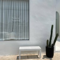 ease cafe  อีส