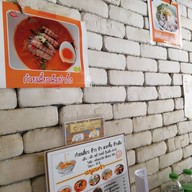 ต้มยำเส้น ริมน้ำจันทบูร