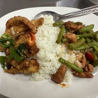 ยุ้ยโภชนา