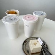 ease cafe  อีส