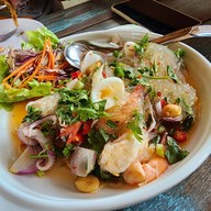 เมนูของร้าน Dawee จิบแฟแลกังหัน