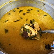 ขนมจีนทอดมัน ท่งเชียง เจ้ปุ้ย