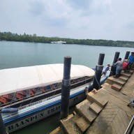 บรรยากาศ ท่าเทียบเรือปากบารา