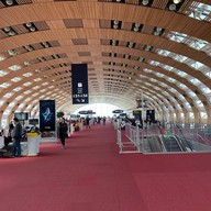 บรรยากาศ Paris Charles De Gaulle Airport
