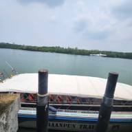 บรรยากาศ ท่าเทียบเรือปากบารา