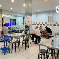 บรรยากาศ ตึ๊งข้าวต้มหัวปลา บางบอน