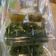 ข้าวหอมซูชิตลาดนัดเลียบด่วนรามอินทรา ตลาดนัดเลียบด่วนรามอินทรา  -