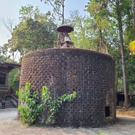 วัดป่ามหาเจดีย์แก้ว (วัดล้านขวด)