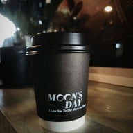 MOON’S DAY นาคนิวาศ