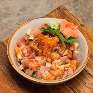 Kaitei Seafood Izakaya