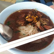 เมนูของร้าน ก๋วยเตี๋ยวเพิ่มพูน ซอยโชคชัยร่วมมิตร 1