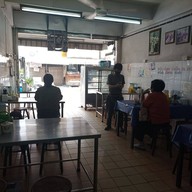 บรรยากาศ ก๋วยเตี๋ยวเพิ่มพูน ซอยโชคชัยร่วมมิตร 1