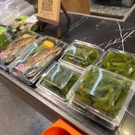 ข้าวหอมซูชิตลาดนัดเลียบด่วนรามอินทรา ตลาดนัดเลียบด่วนรามอินทรา  -