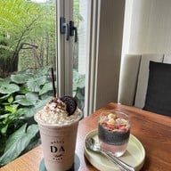 เมนูของร้าน WELLA DA CAFE'  WELLA DA CAFE