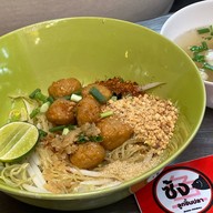 ซ้ง ลูกชิ้นปลา วงเวียนใหญ่