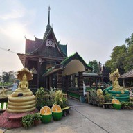 วัดป่ามหาเจดีย์แก้ว (วัดล้านขวด)