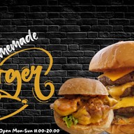 Burger Homemade @ButcherMan บ้านกล้วย-ไทรน้อย