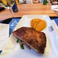 บรรยากาศ Time Out Market Lisbon