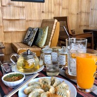 Mandalay Cafe แม่สาย