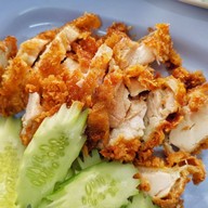 จีฟั่น ข้าวมันไก่เบตง