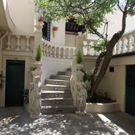 บรรยากาศ Majestic Cafe