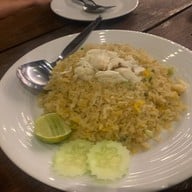 นางนวลพัทยา