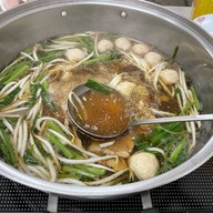 ก๋วยเตี๋ยวเพิ่มพูน ซอยโชคชัยร่วมมิตร 1