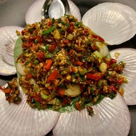 บ้านไร่น้ำอิง ร้านอาหารทะเลพื้นเมือง เพชรบุรี