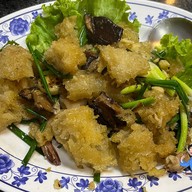 ห้องอาหารเฉลิมบุรี (เจ้าเก่าเล่าลี่) เยาวราช