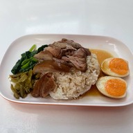 เมนูของร้าน เตี๋ยวตุ๋นน่องโตbyคุณพิม@BTSอารีย์