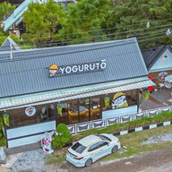 S95 Cafe & Eatery × Yoguruto สาขาสีคิ้ว