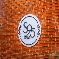 S95 Cafe & Eatery × Yoguruto สาขาสีคิ้ว