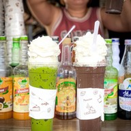 คอฟฟี่เบิร์ดชานมไข่มุกสะพานท่าใหม่อิ วงแหวนรอบสาม