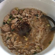 เมนูของร้าน ก๋วยเตี๋ยวถาวร