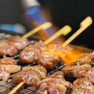 ย่างถ่าน เส้นหมี่ไก่ฉีก งามวงศ์วาน