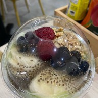 ครัวอิ่มเอม อาหารตามสั่ง/ก๋วยเตี๋ยวลูกชิ้นปลานายใบ้ (สามย่านเจ้าเก่า) แรก