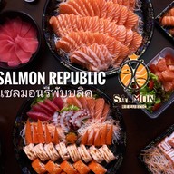 แซลมอนรีพับบลิค (Salmon Republic) สี่พระยา