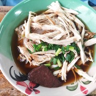 เมนูของร้าน ก๋วยเตี๋ยวไก่ตุ๋นฮ่องกง สาขา1ประชาสงเคราะห์31