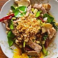 บ้านอาหารป่ายอดแก้ว ไก่ดำอินดี้