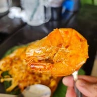 ผัดไทยกระทะเหล็ก