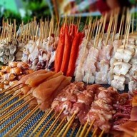 บังรอนหม่าล่าฮาลาล ราษฎร์อุทิศ1