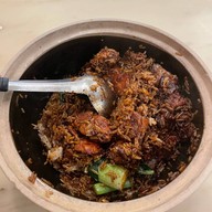 เมนูของร้าน Geylang Claypot Rice