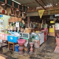 บ้านอาหารป่ายอดแก้ว ไก่ดำอินดี้