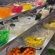 ร้านขนมหวาน ปังปิ้ง โคมแดง Night Cafe’ & โรตี เจ้าเก่า สาขาไอมอลล์ แยกการไฟฟ้า