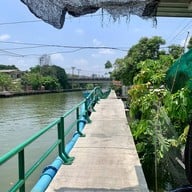ก๋วยเตี๋ยวหมู สูตรโบราณ ริมคลอง ริมคลองภาษีเจริญศาลเจ้าแม่ทับทิม